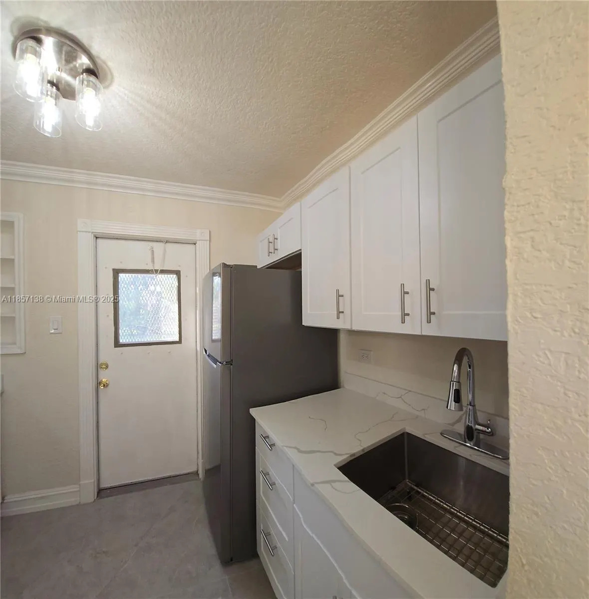 2317 NW 15th St