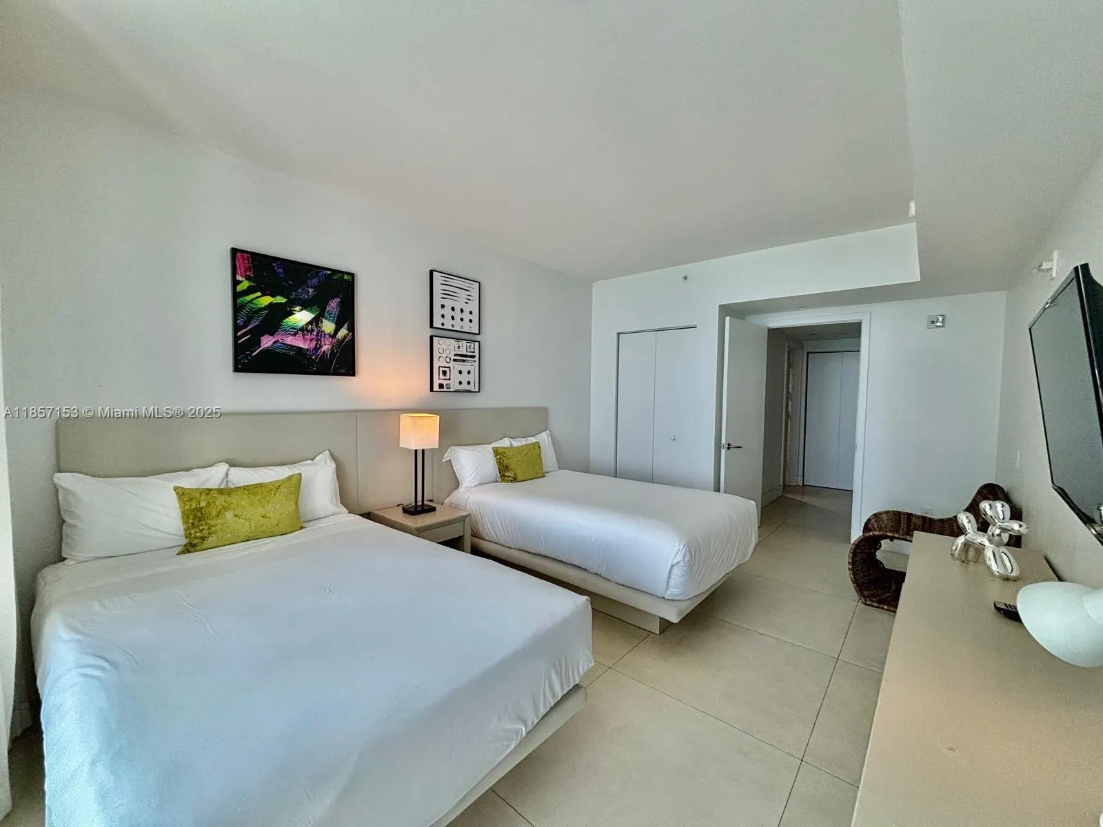 4111 S Ocean Dr, #2503
