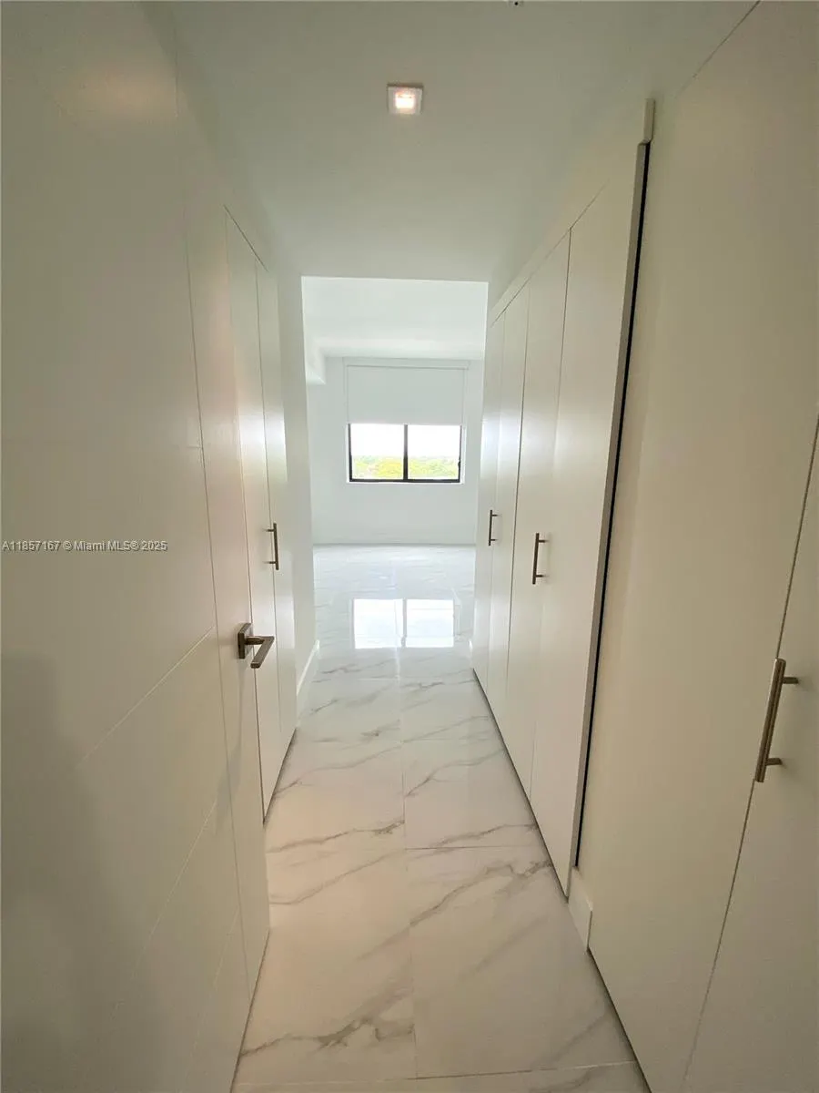 301 Altara Ave, #625