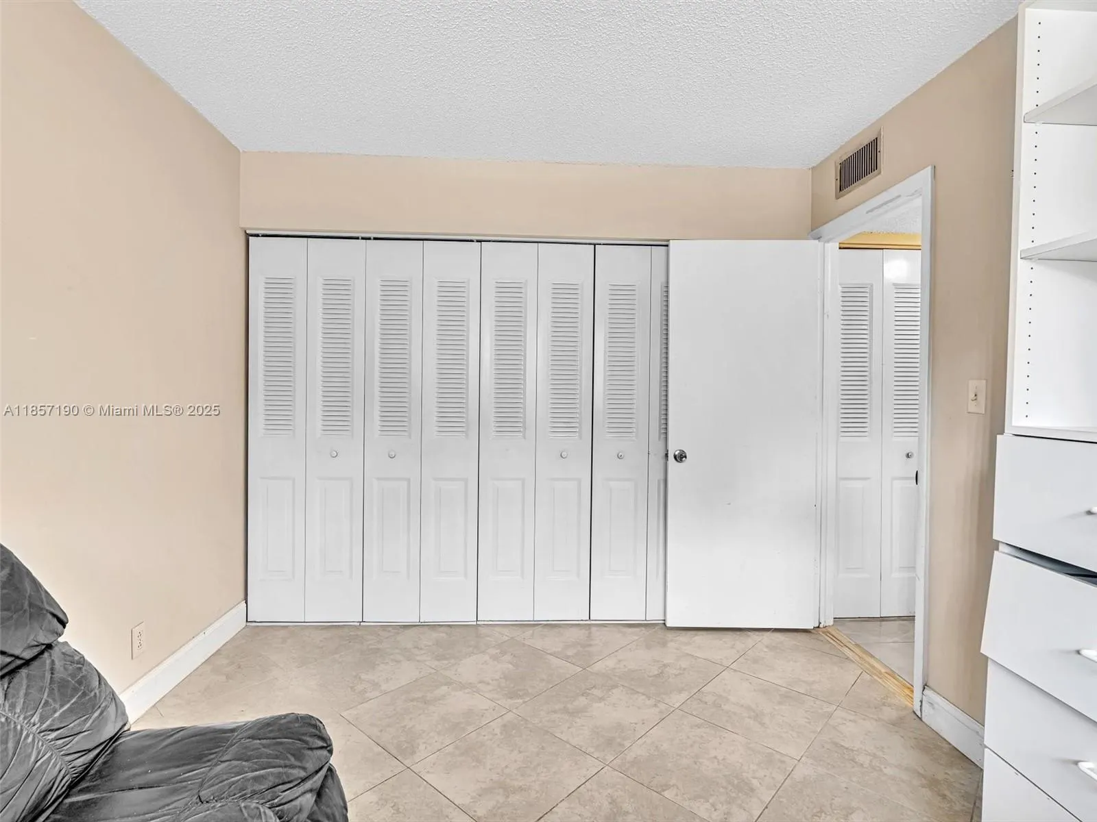 8400 Lagos De Campo Blvd, #103