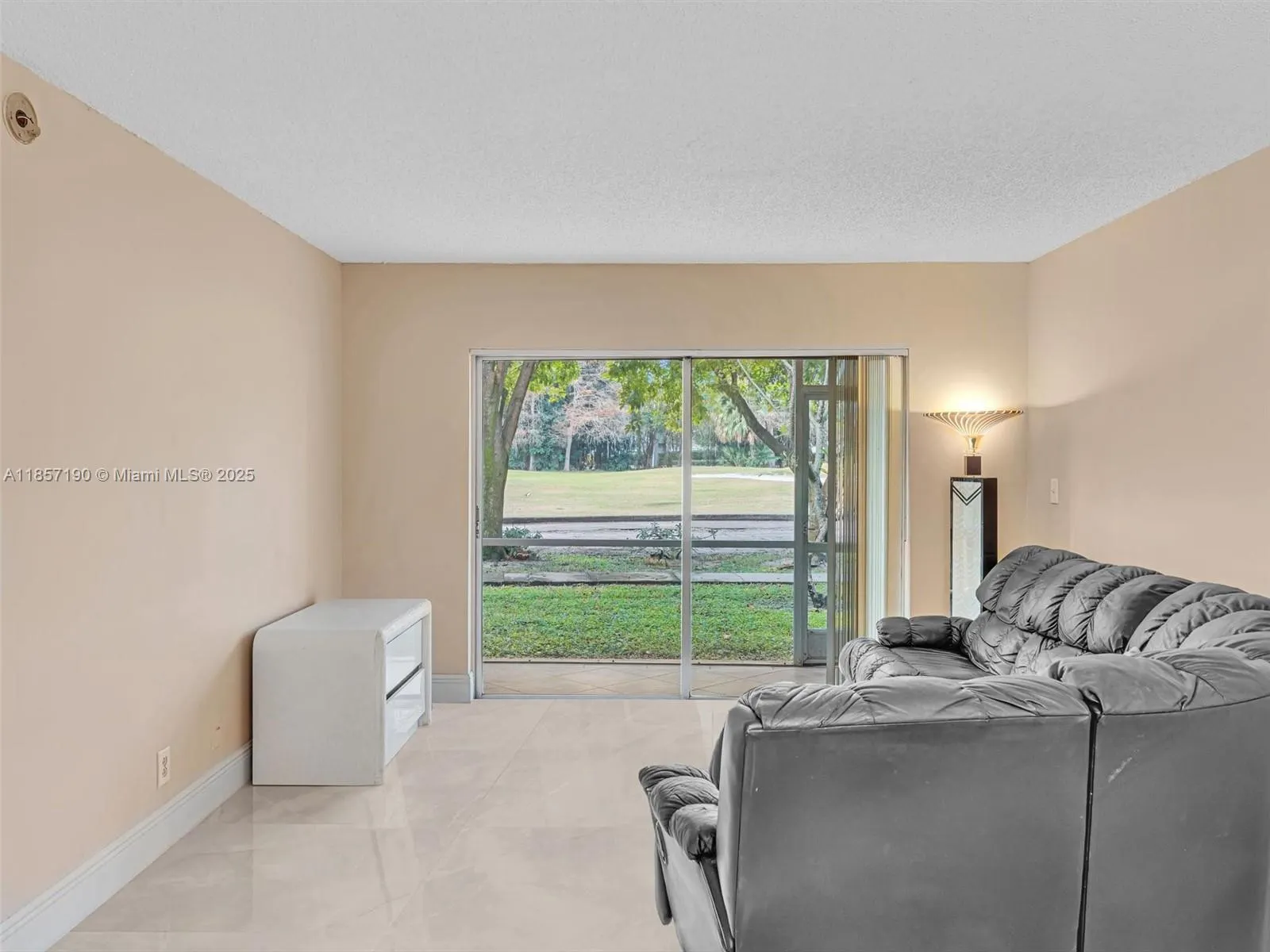8400 Lagos De Campo Blvd, #103