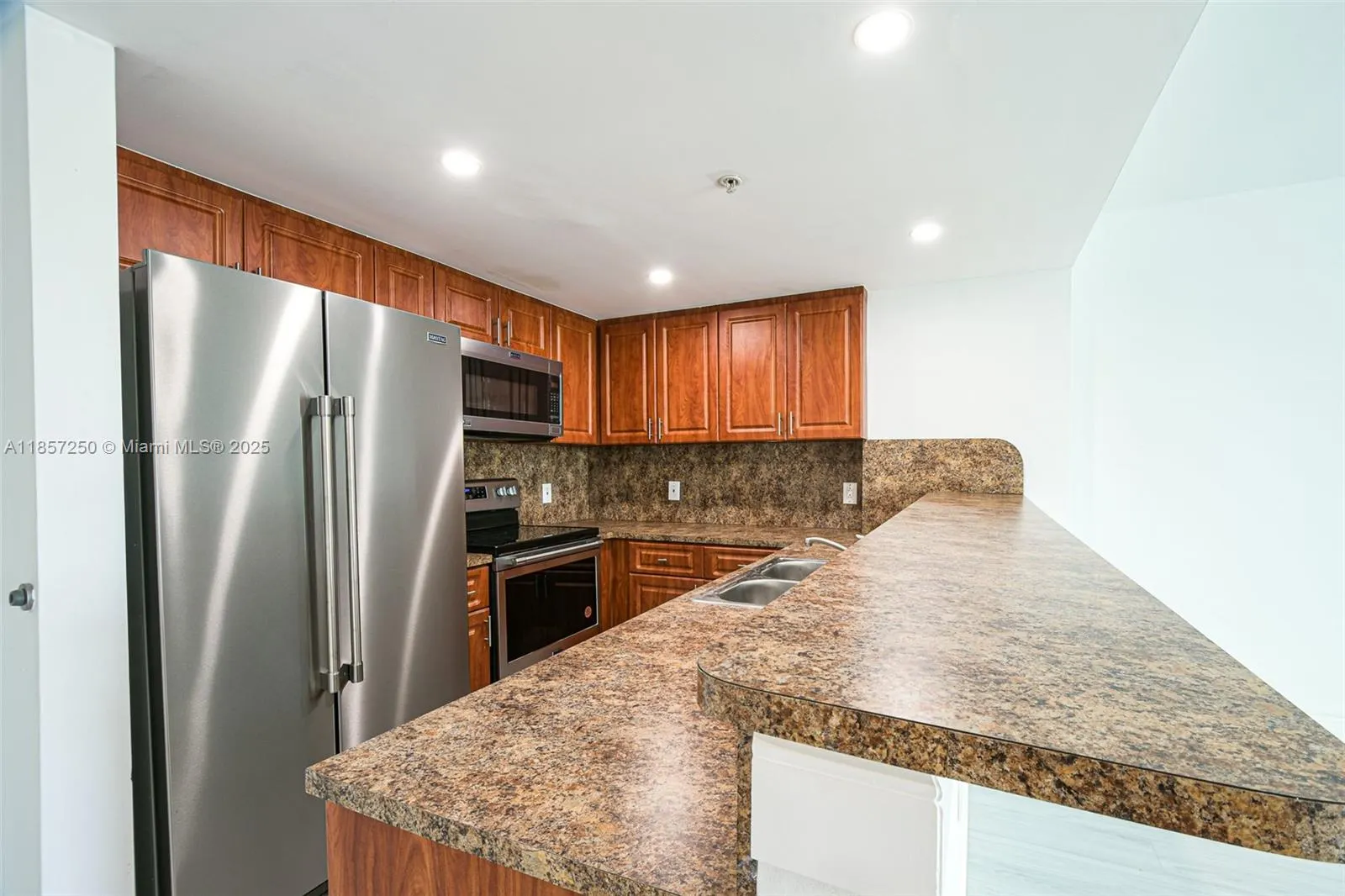 2740 SW 28th Ter, #603