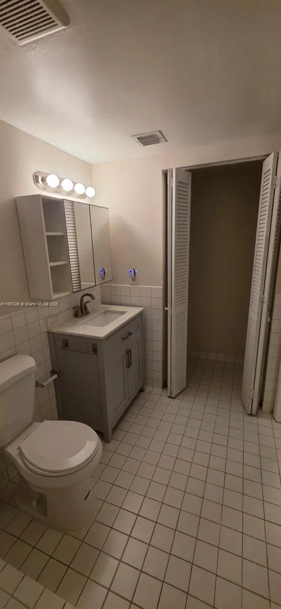 55 E 4th St, #104