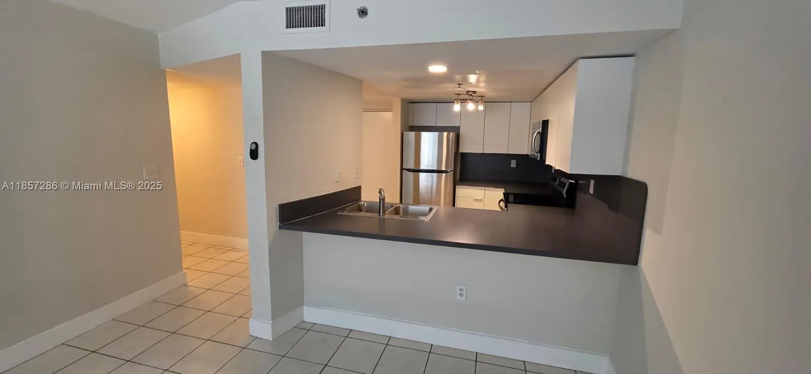 55 E 4th St, #104