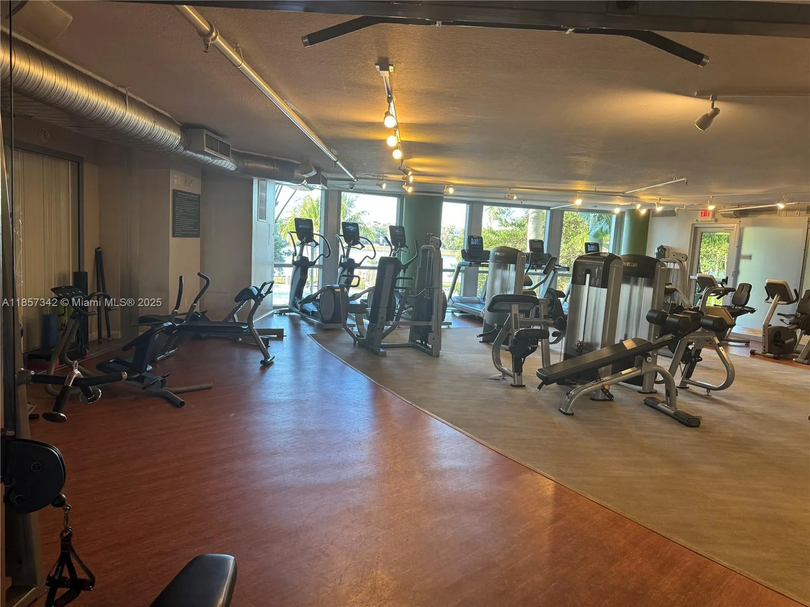 2681 N Flamingo Rd, #1202S
