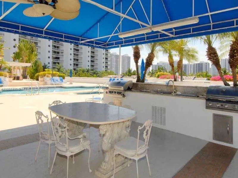 3600 YACHT CLUB DR, #1503