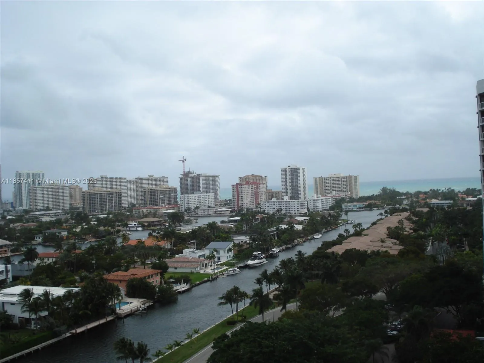 3600 YACHT CLUB DR, #1503