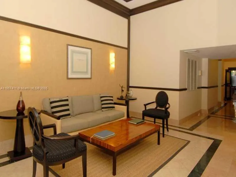 3600 YACHT CLUB DR, #1503