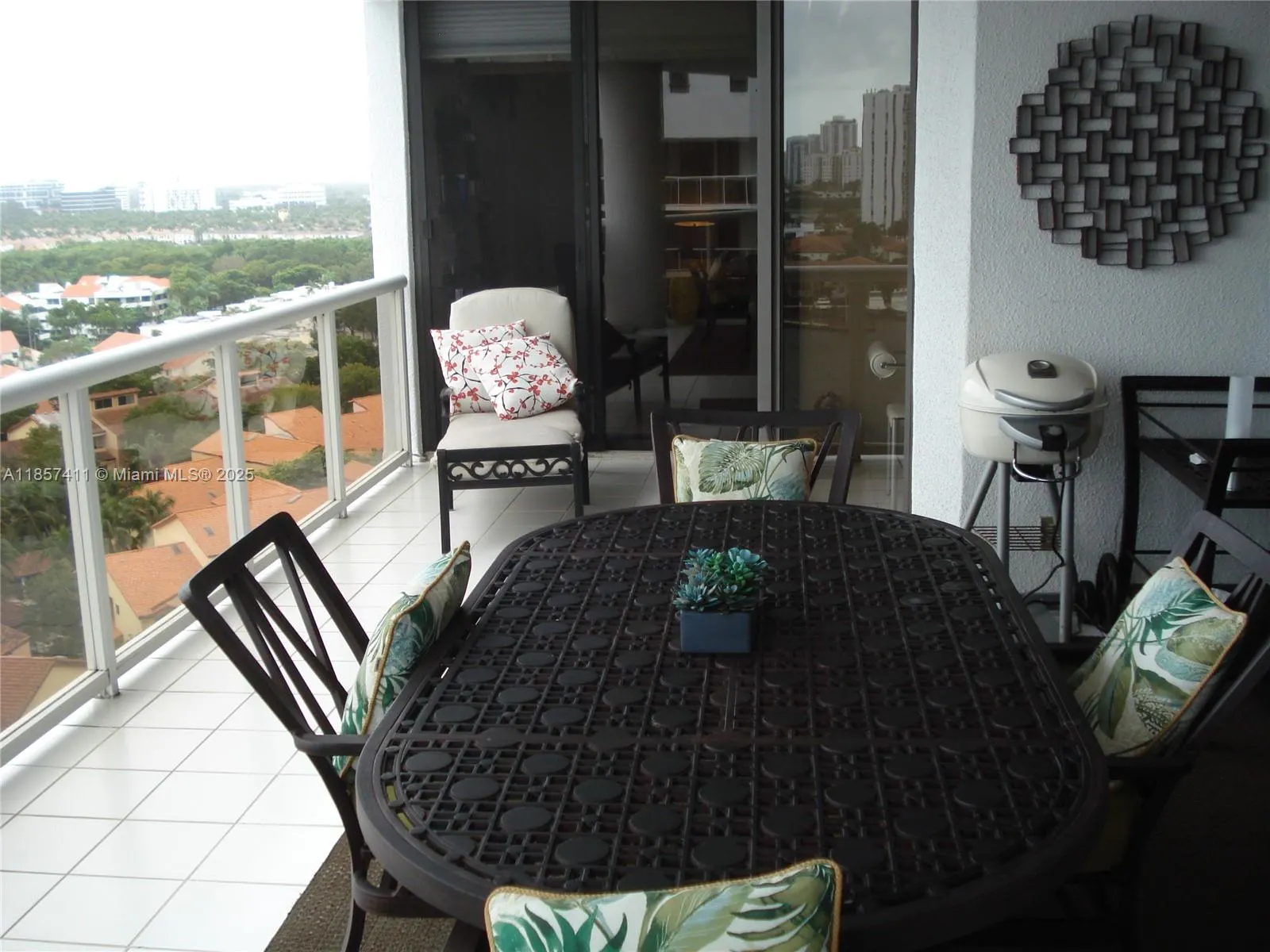3600 YACHT CLUB DR, #1503