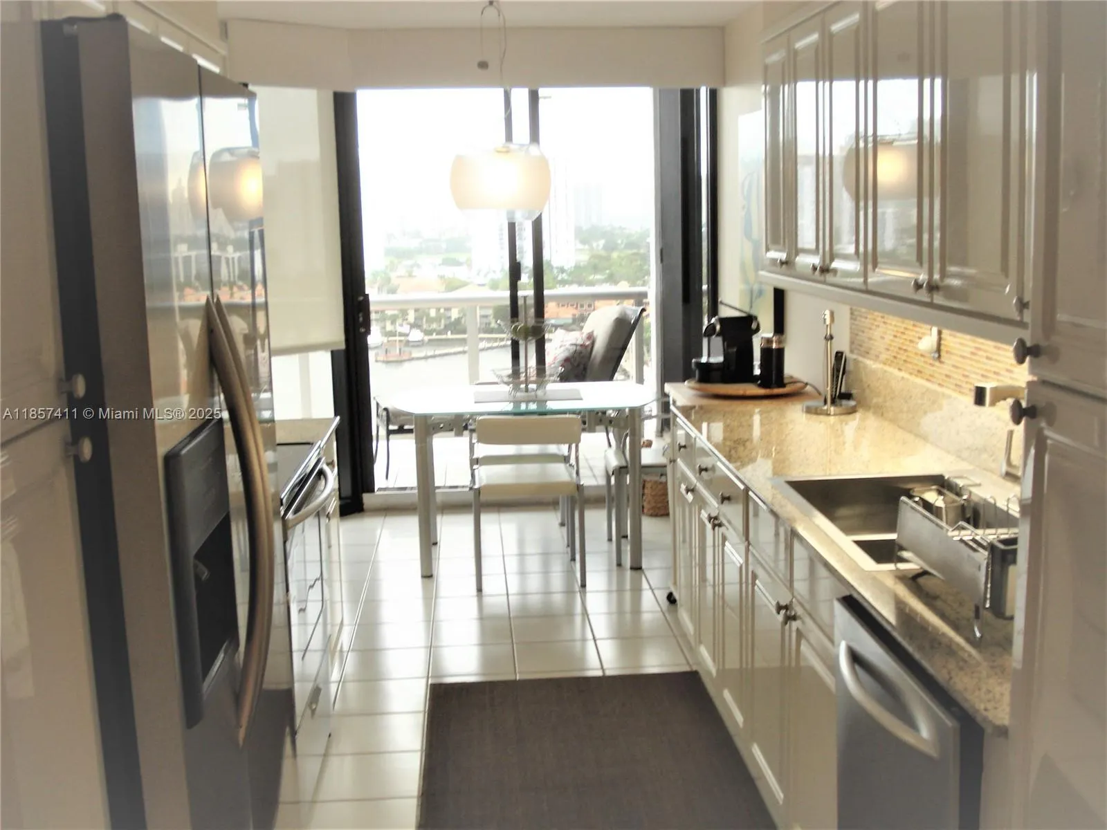3600 YACHT CLUB DR, #1503