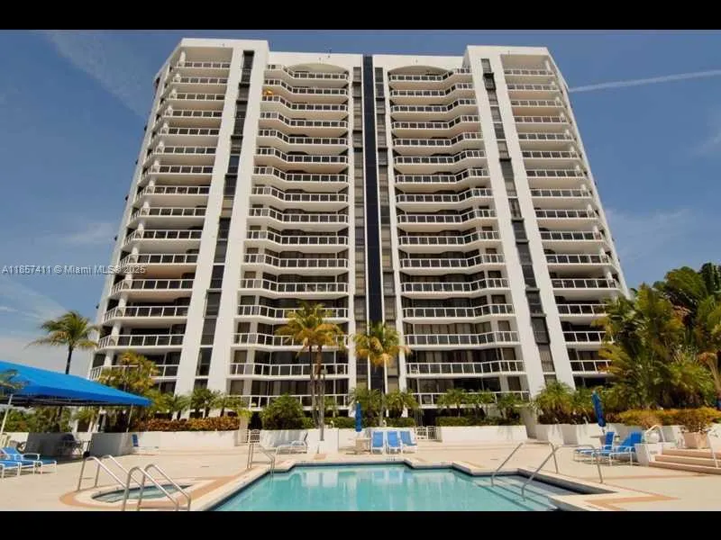 3600 YACHT CLUB DR, #1503