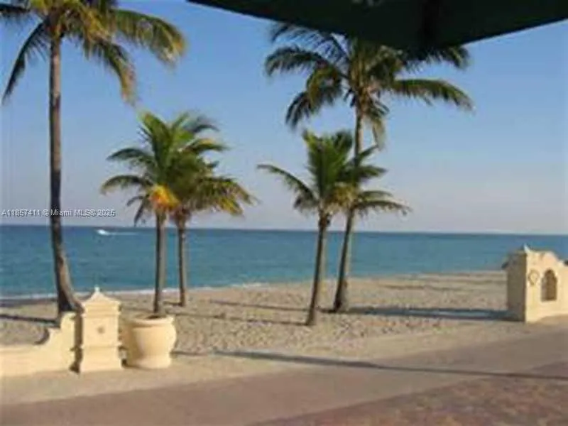 3600 YACHT CLUB DR, #1503