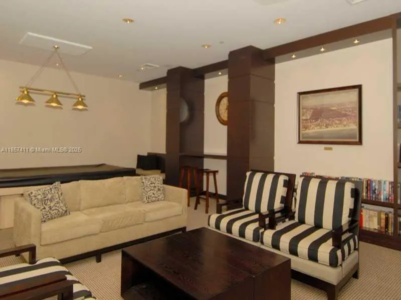 3600 YACHT CLUB DR, #1503