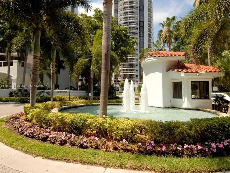 3600 YACHT CLUB DR, #1503