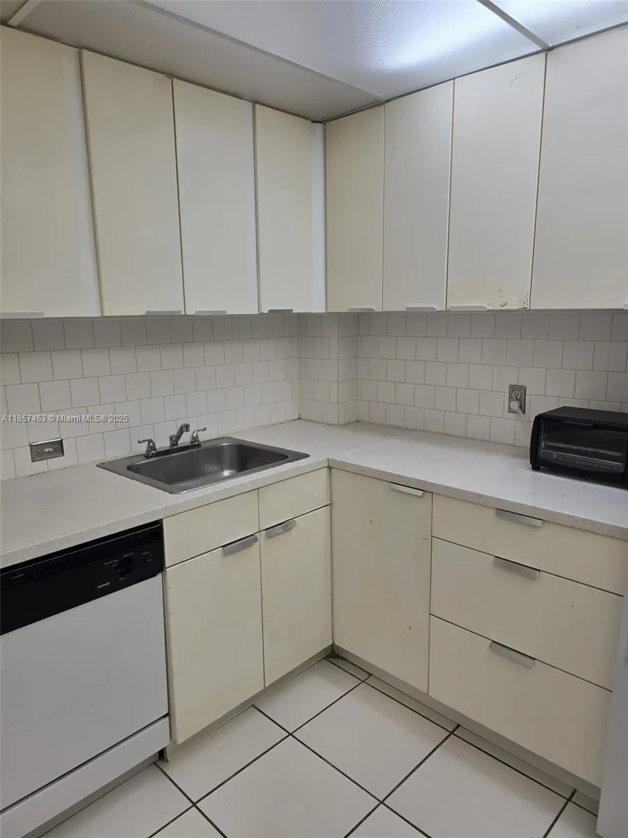 16851 NE 23rd Ave, #A212