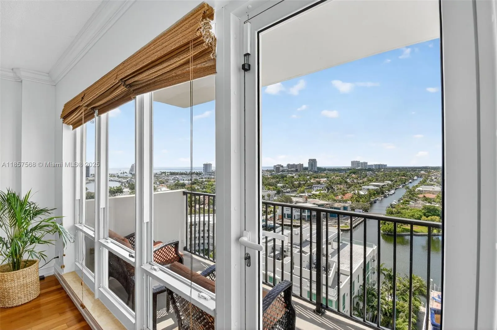 340 Sunset Dr, #1601