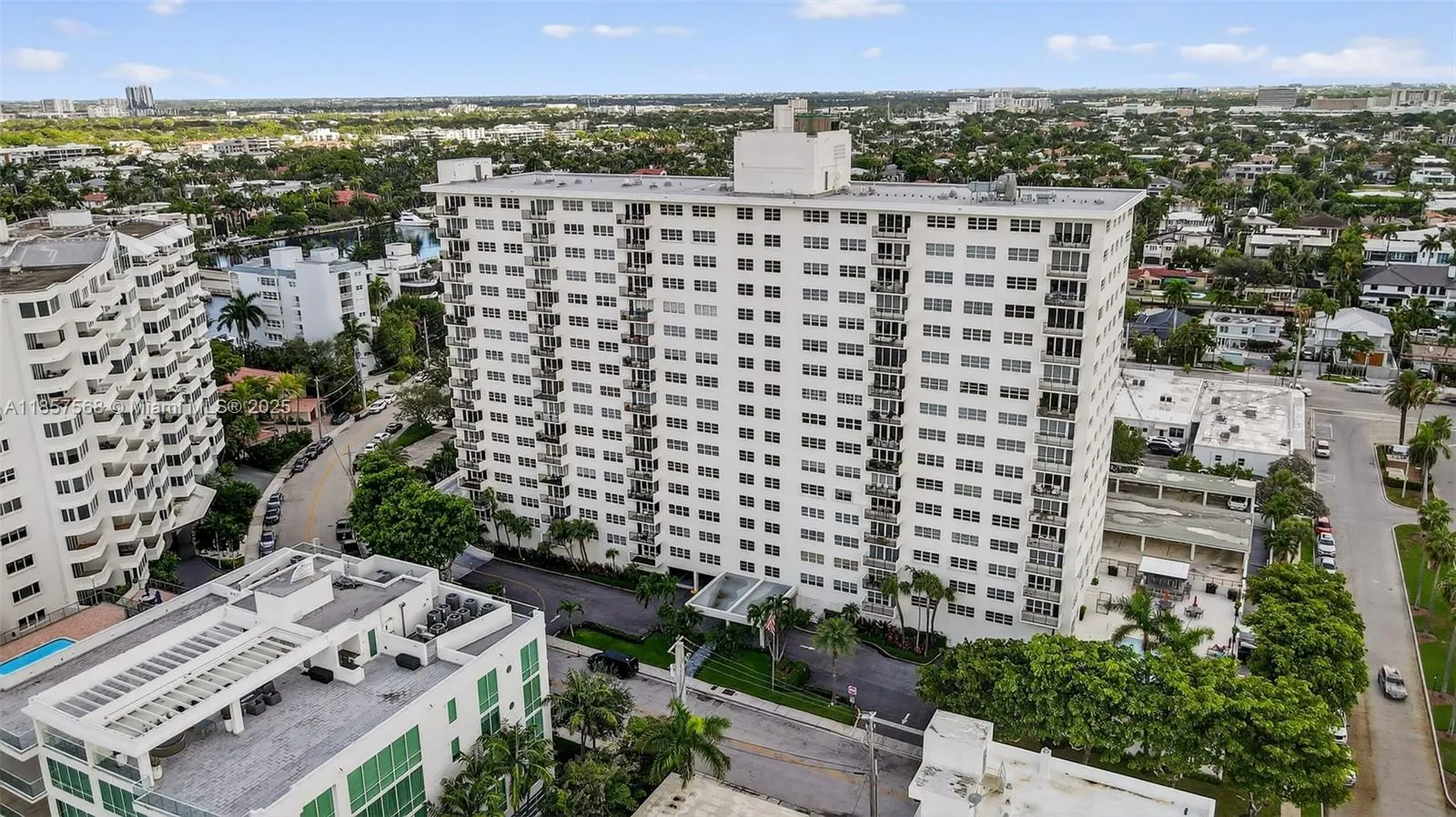 340 Sunset Dr, #1601