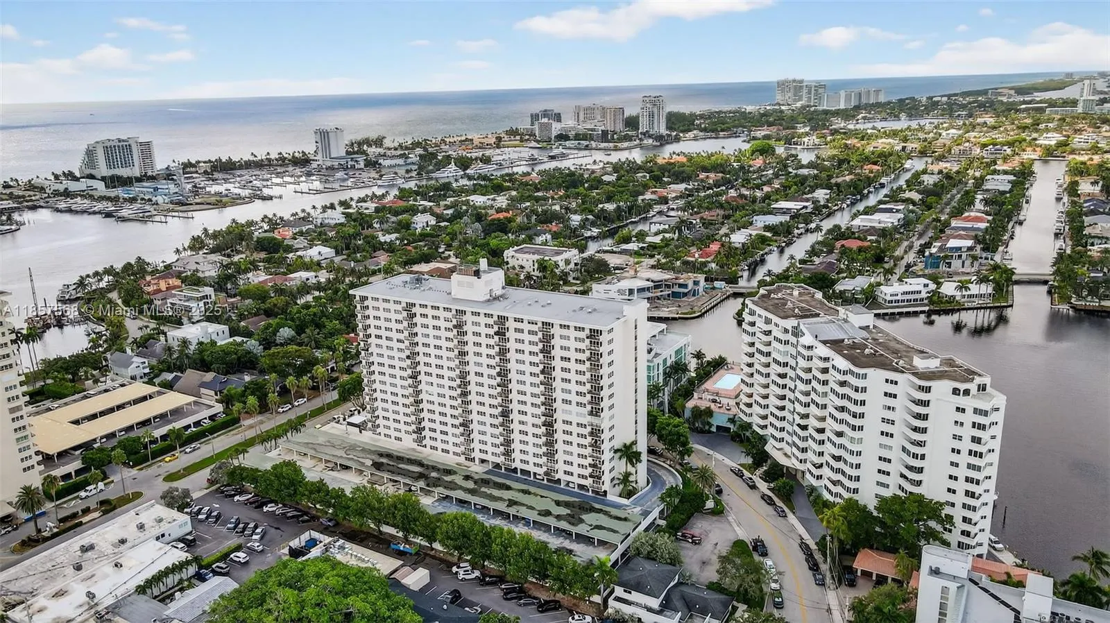 340 Sunset Dr, #1601
