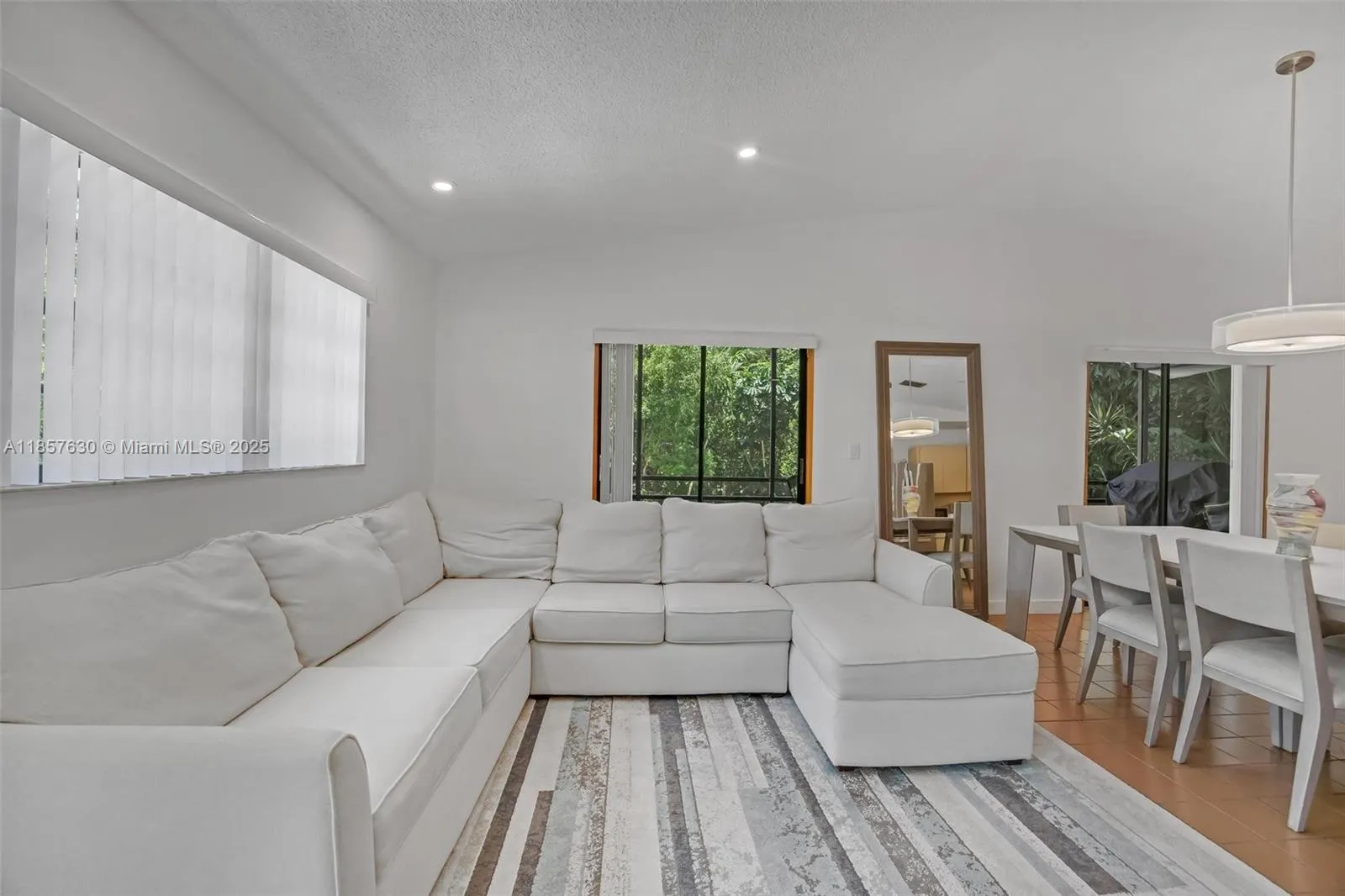 139 N Bay Harbor Dr