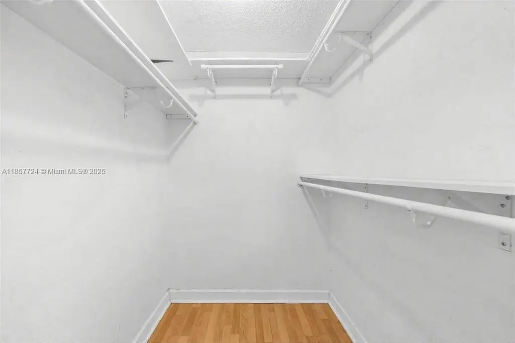 1228 West Ave, #1415