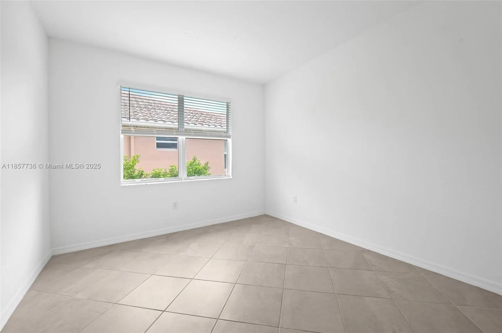 2616 Vine  Ave, #2616