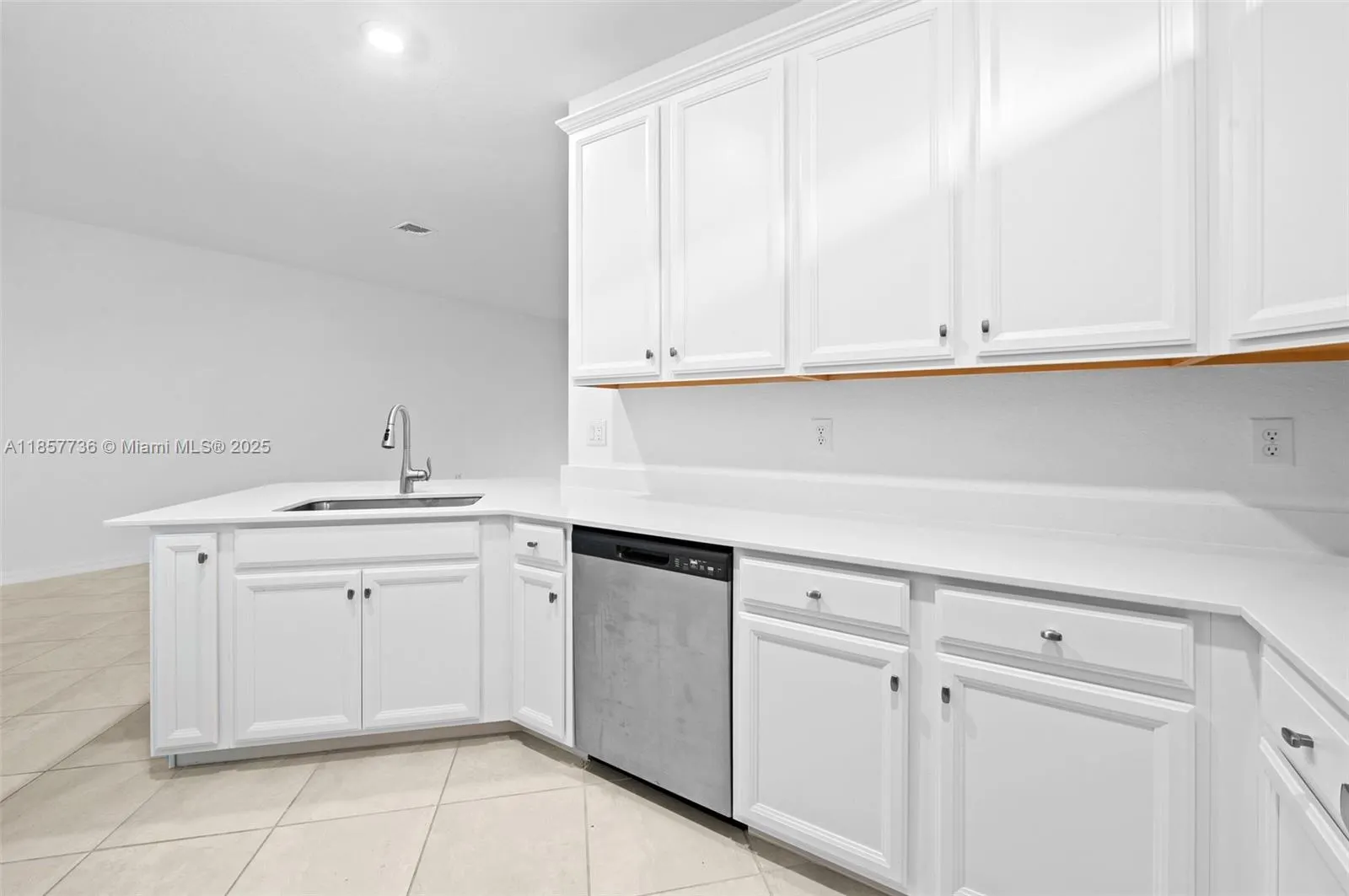 2616 Vine  Ave, #2616