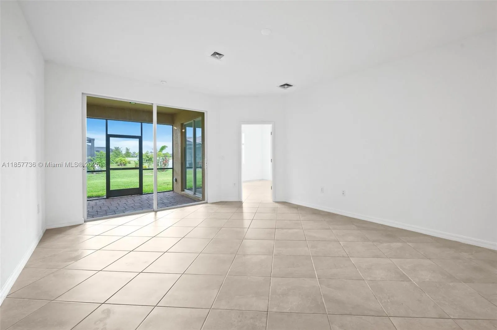 2616 Vine  Ave, #2616