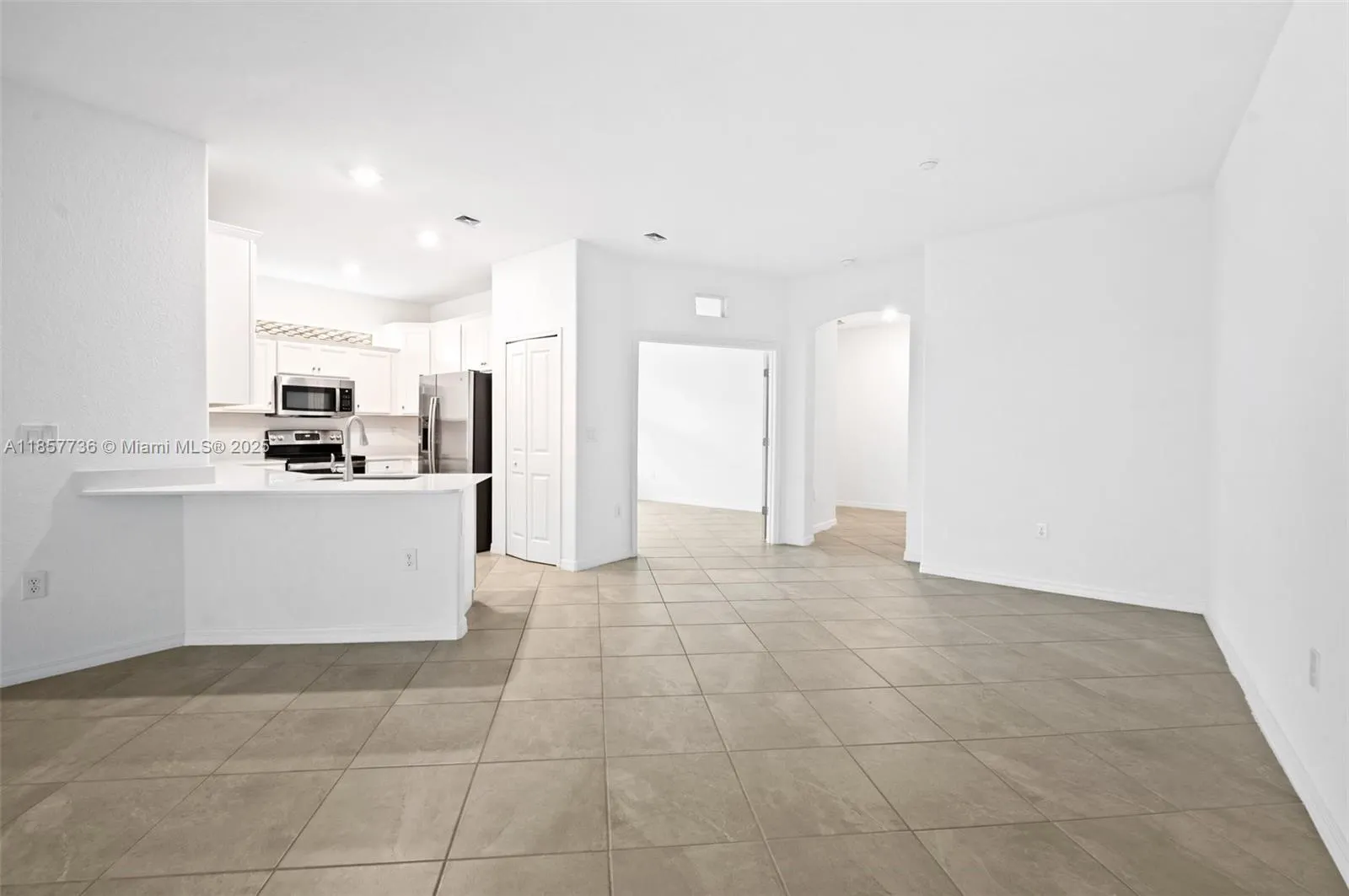 2616 Vine  Ave, #2616