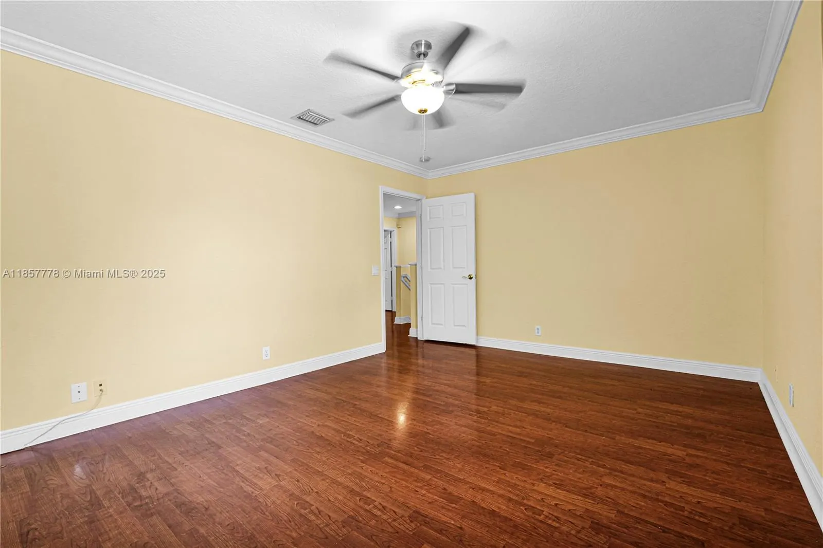904 Stillwater Ct