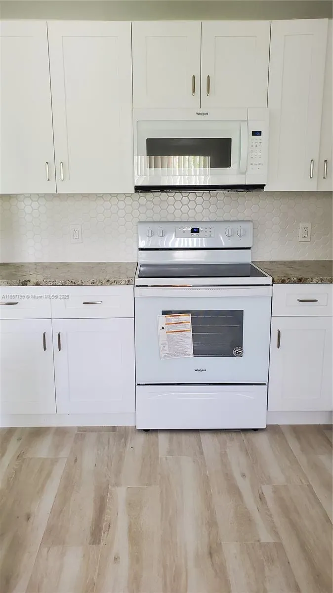 16481 Blatt Blvd, #104