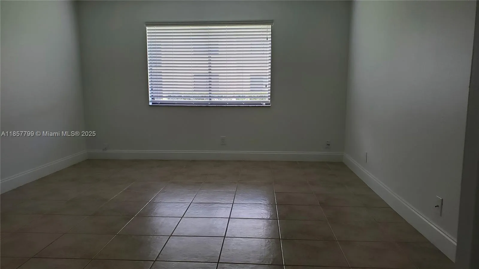 16481 Blatt Blvd, #104
