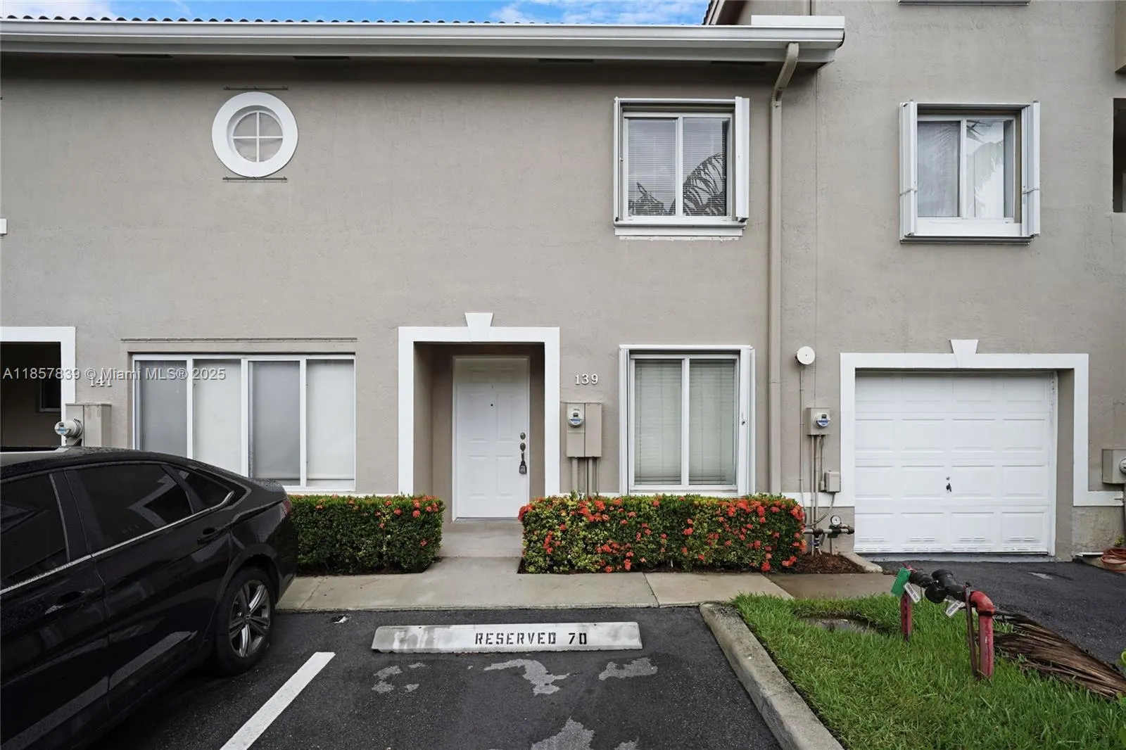 139 Riviera Cir, #53-8