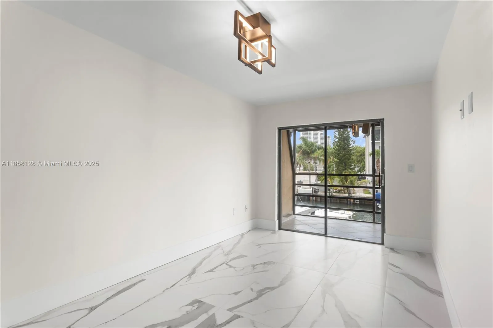 3973 NE 167th St, #12