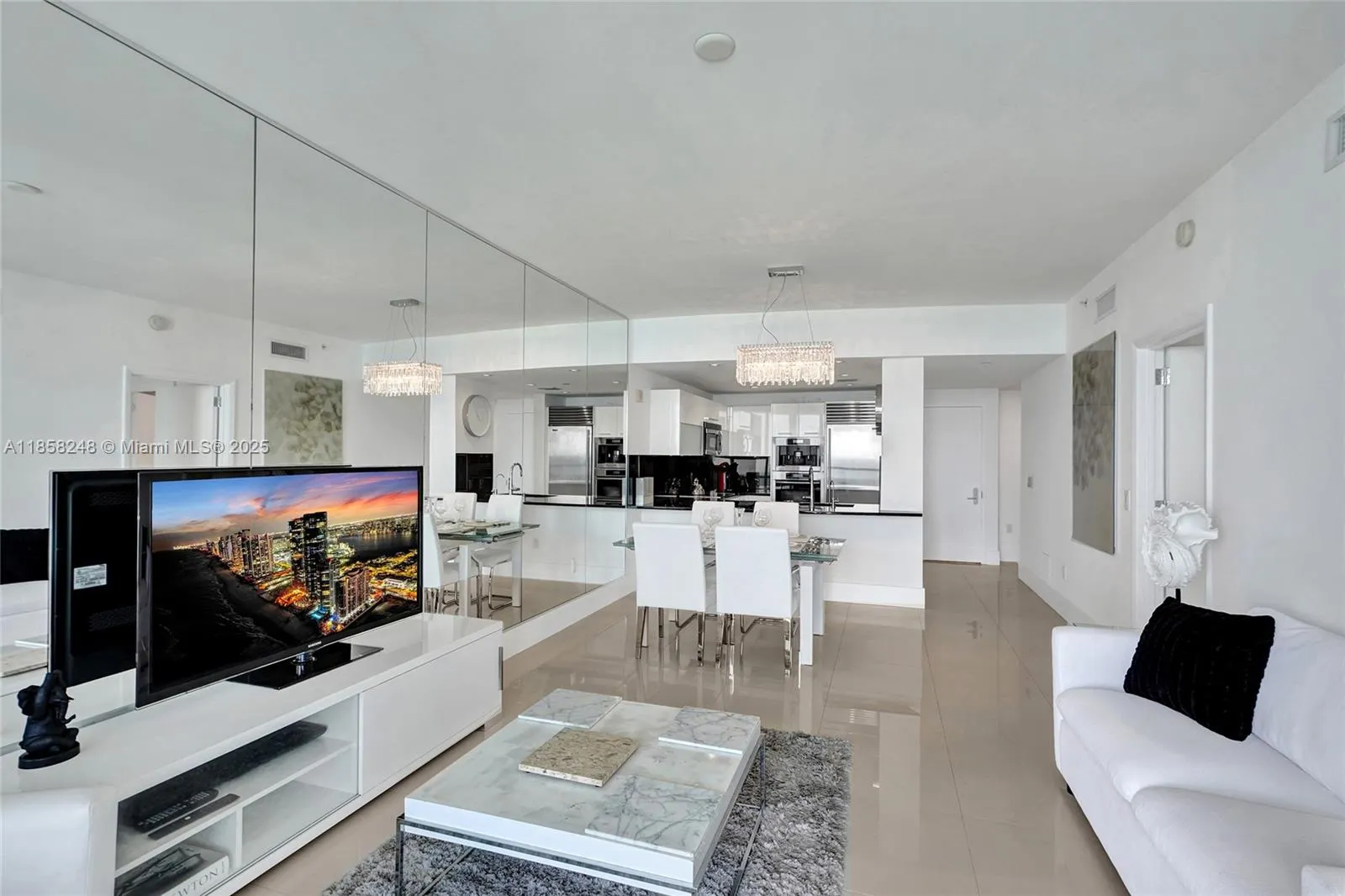 17121 Collins Ave, #2003