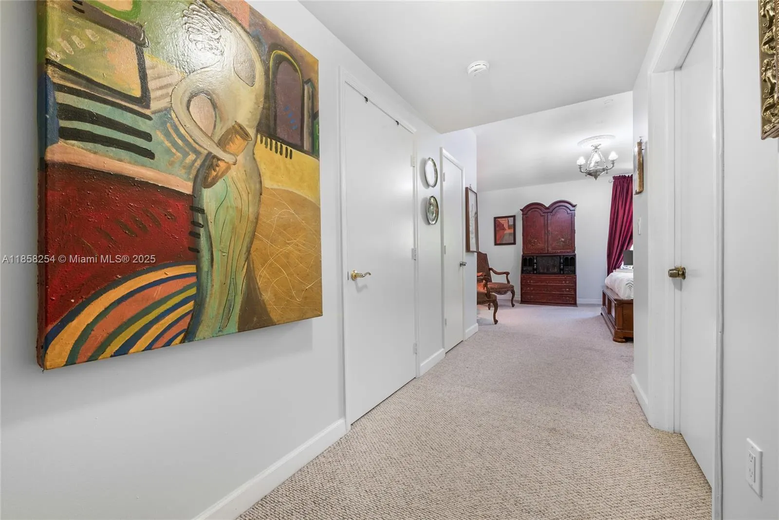 612 Valencia Ave, #104