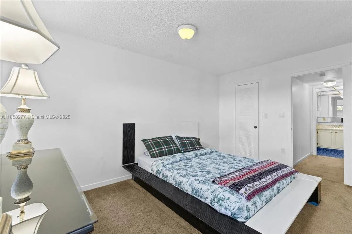 8345 Sunrise Lakes Blvd, #306