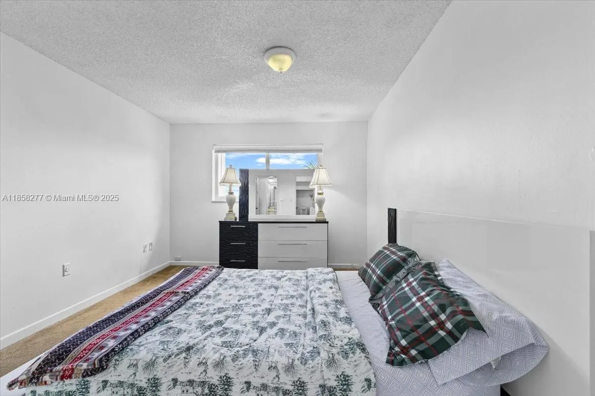 8345 Sunrise Lakes Blvd, #306