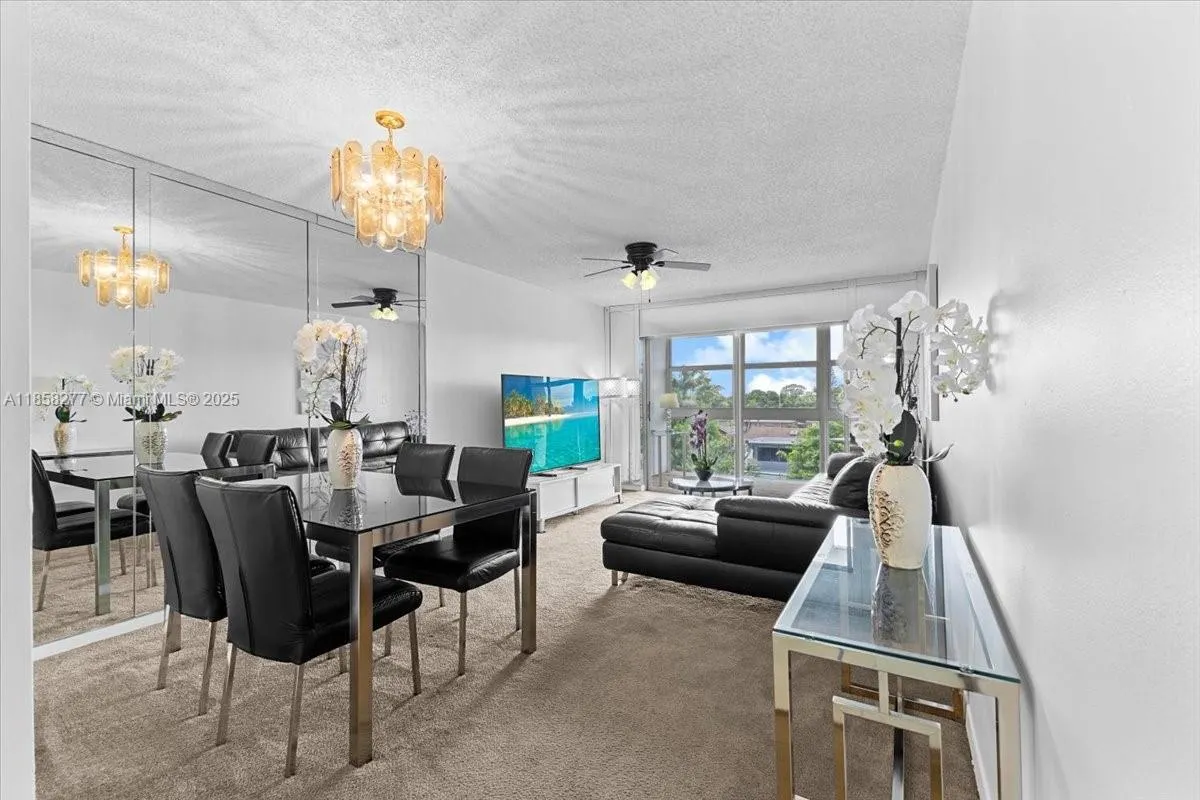 8345 Sunrise Lakes Blvd, #306