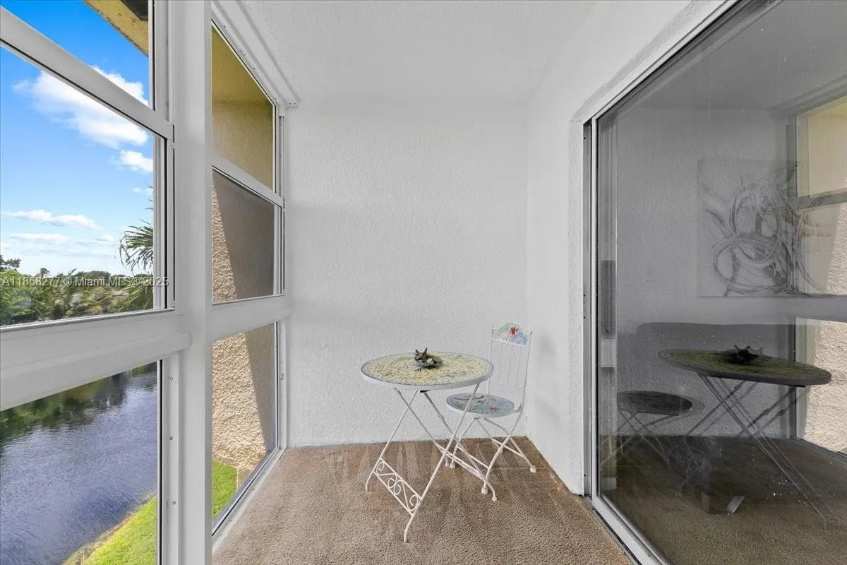8345 Sunrise Lakes Blvd, #306