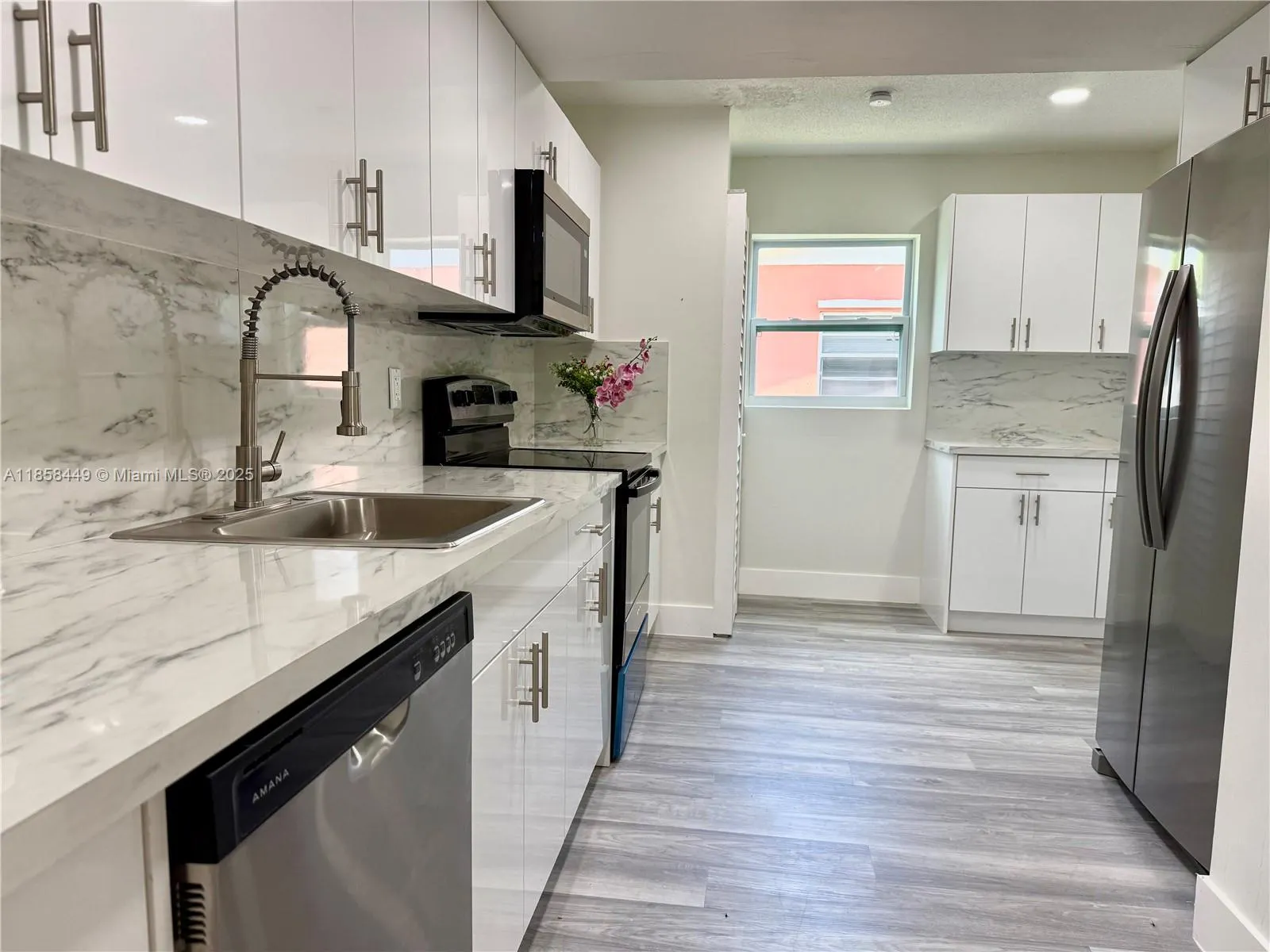 2051 NW 28th Ter