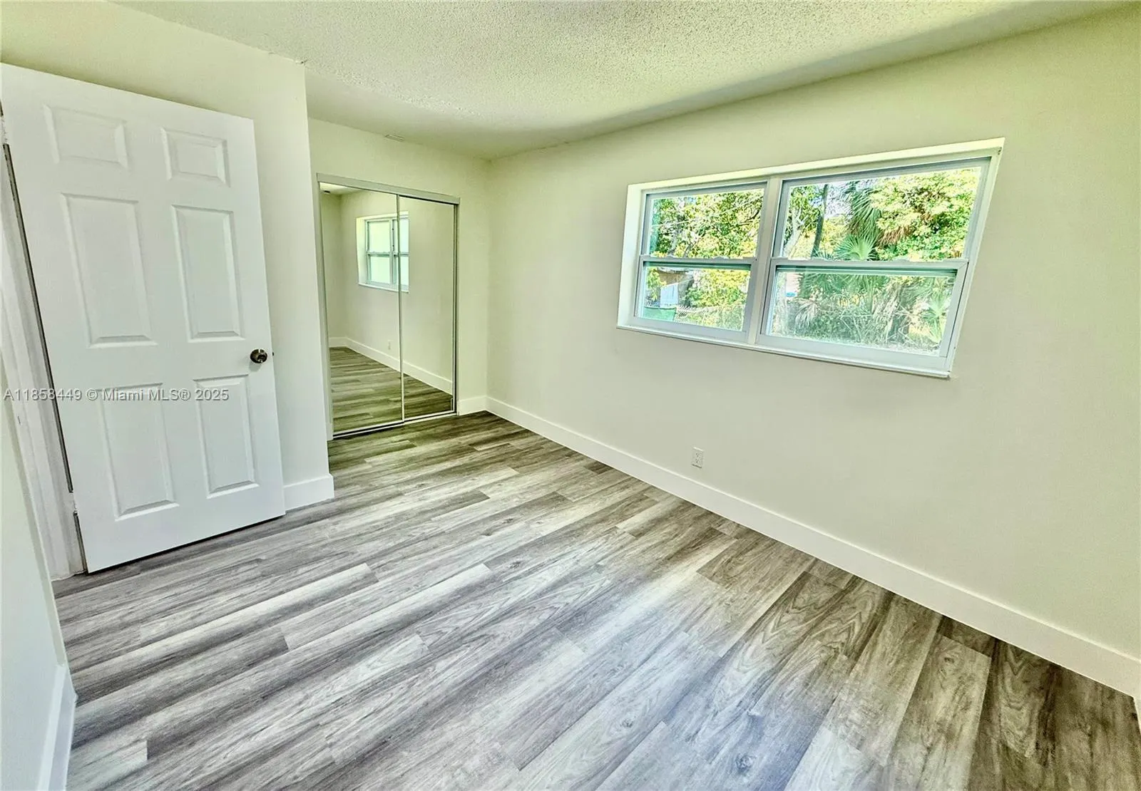 2051 NW 28th Ter