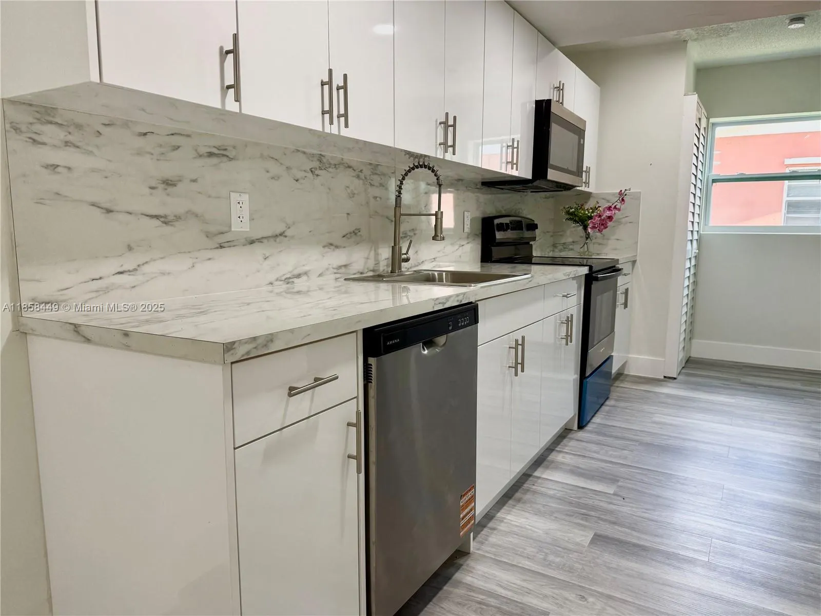 2051 NW 28th Ter