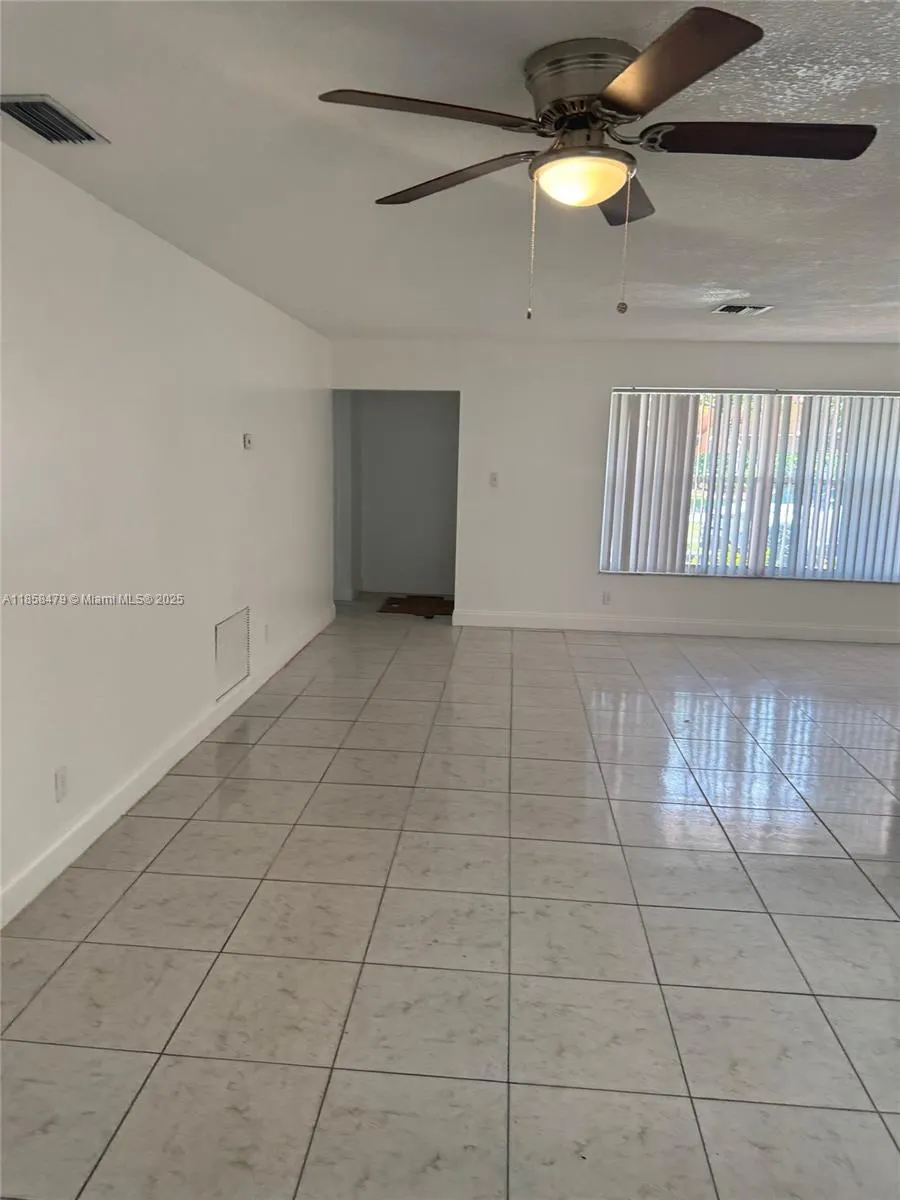 7400 NW 16th St, #7404