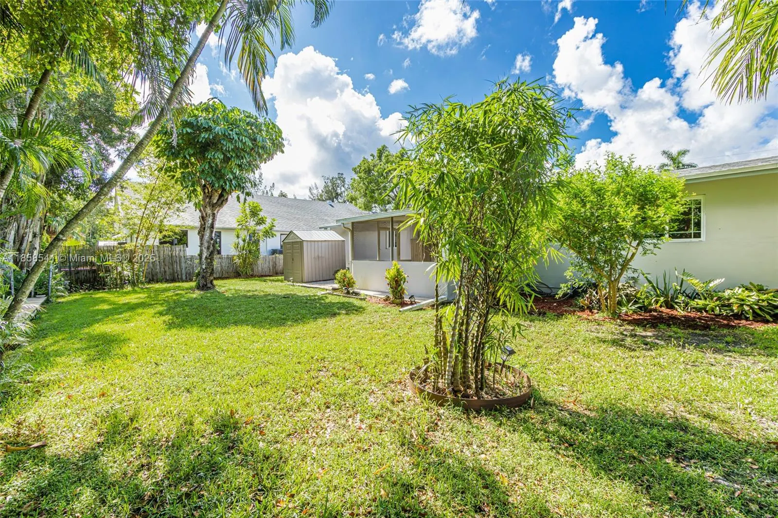 12421 SW 1st Ct