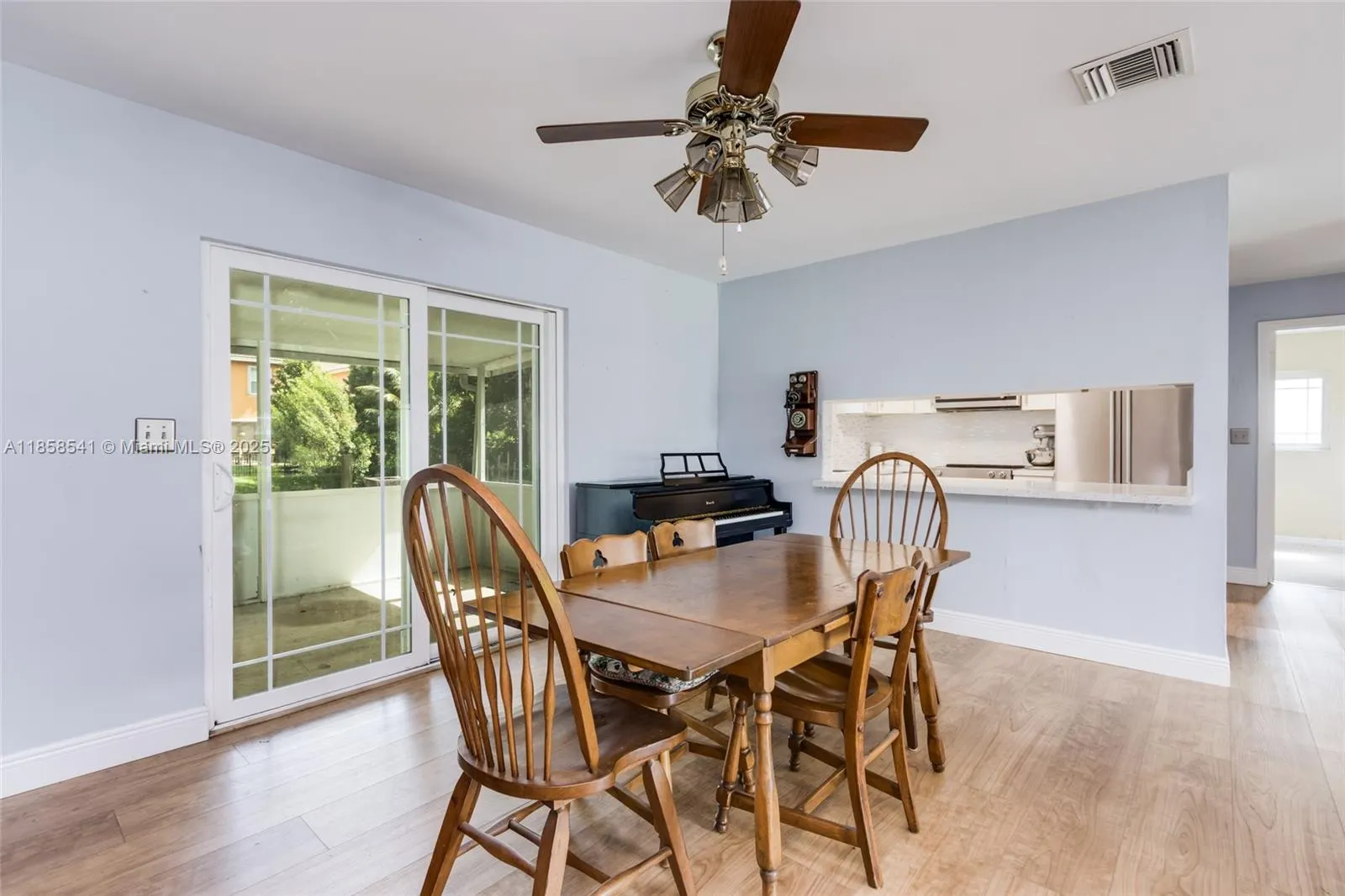 12421 SW 1st Ct
