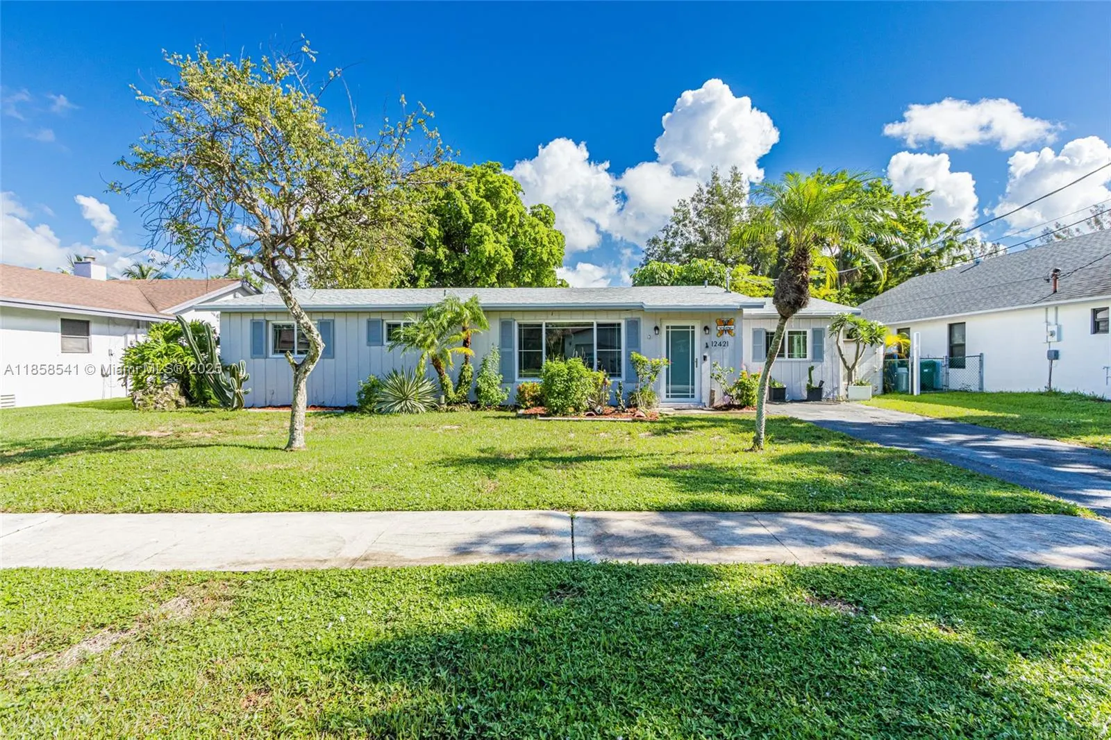 12421 SW 1st Ct