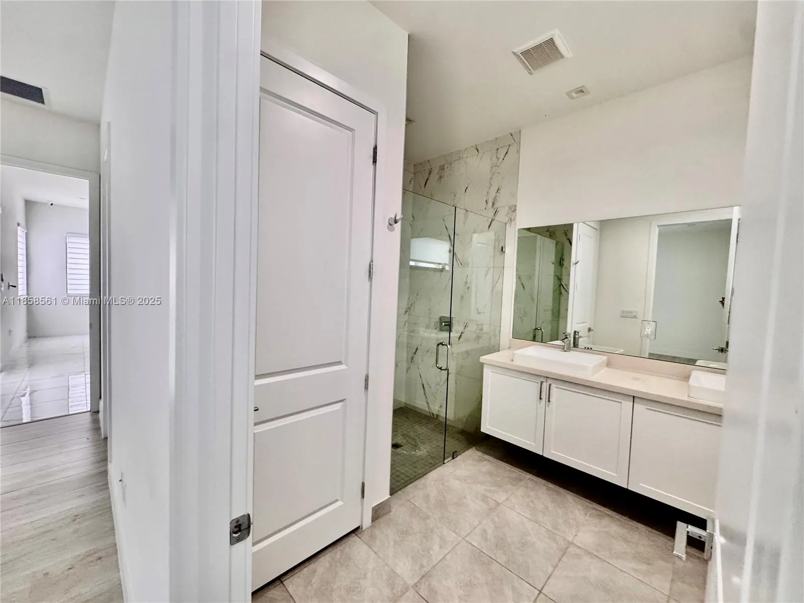 8143 NW 45th St