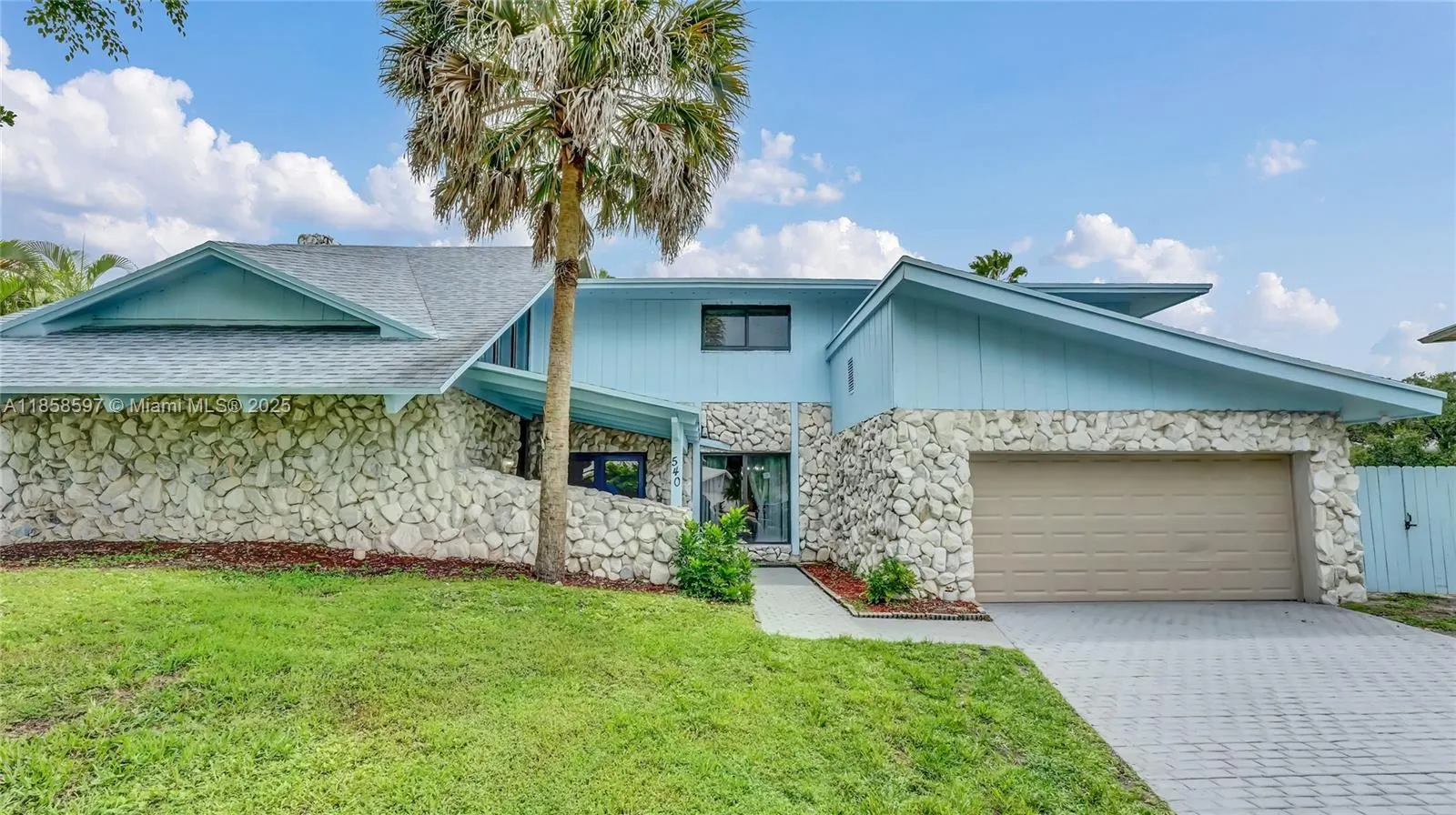 540 SW 101st Ave