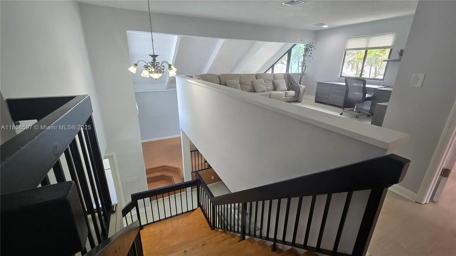 540 SW 101st Ave