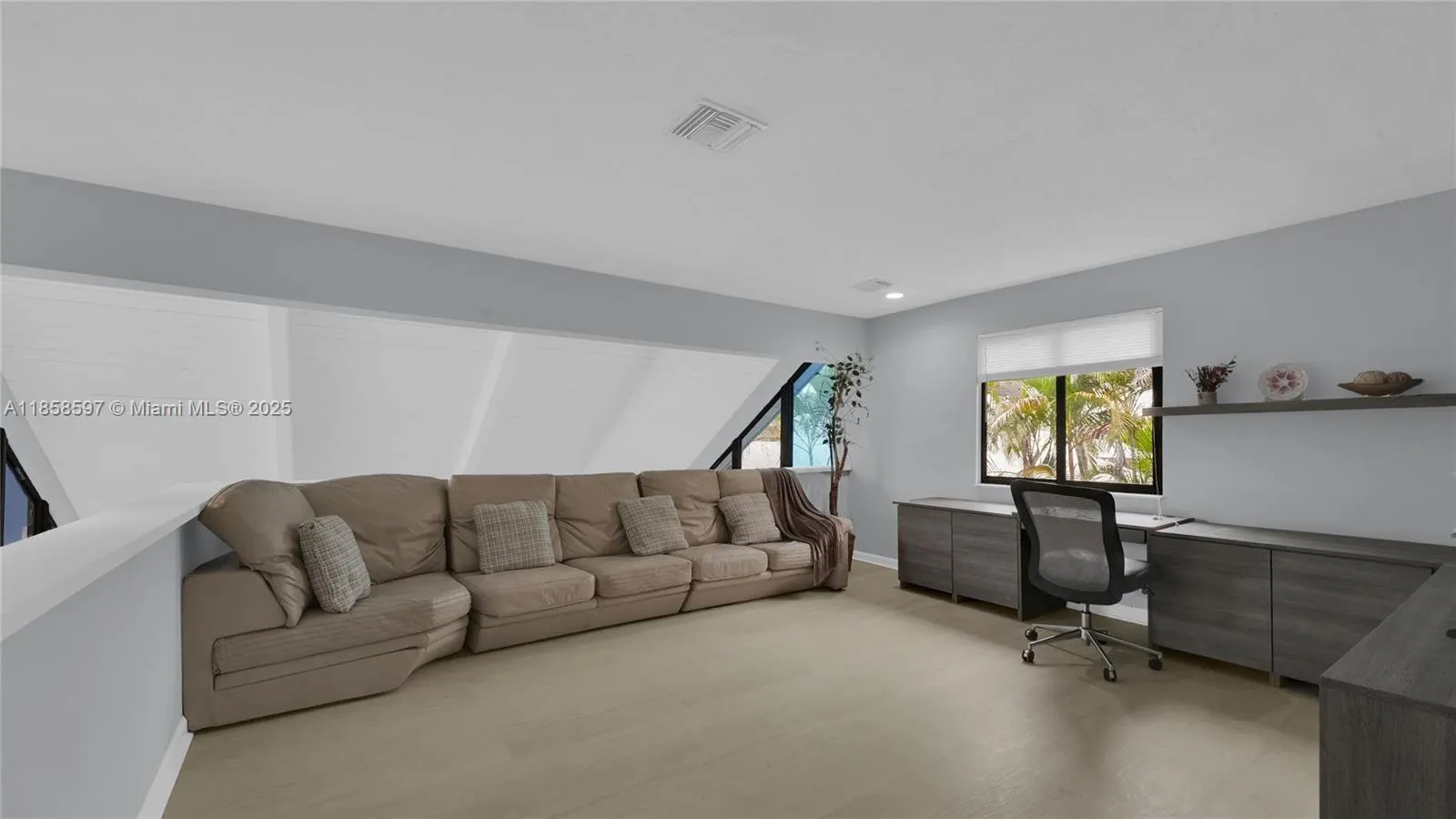 540 SW 101st Ave
